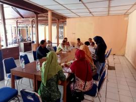 Audiensi dan diskusi indehun